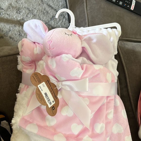 NWT- Baby Girl Blanket & Snuggler - Picture 6 of 6